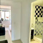 Апартаменти Tejo River View Classic Flat In Lisbons Historic Heart