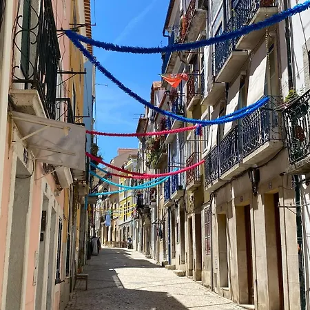 Lägenhet Tejo River View Classic Flat In Lisbons Historic Heart Lisboa